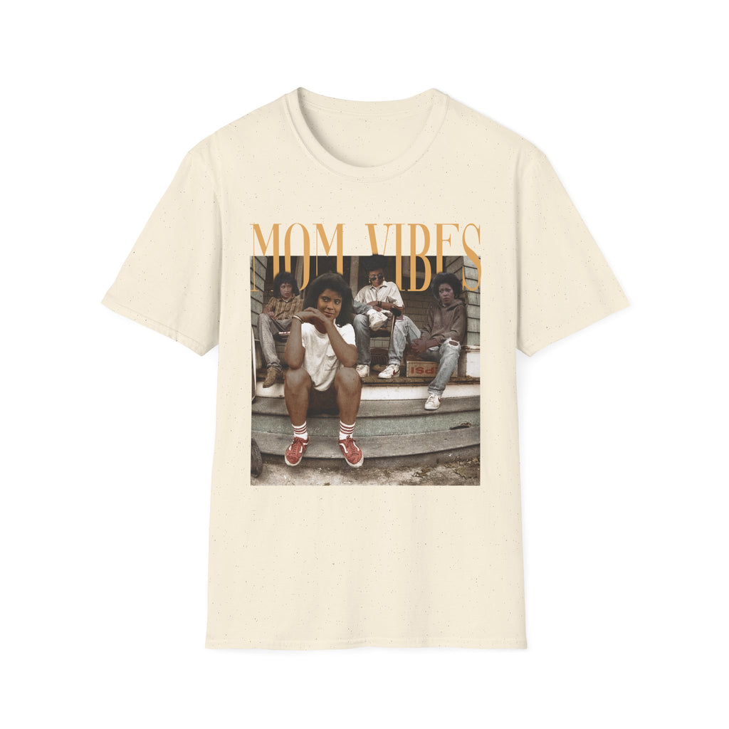 T-Shirt — "Mom Vibes" Retro Family Photo Graphic Tee