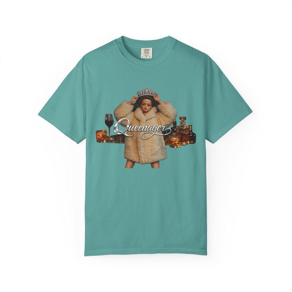 Queenmom Graphic T-Shirt — "Queenie" Crowned Fur Design