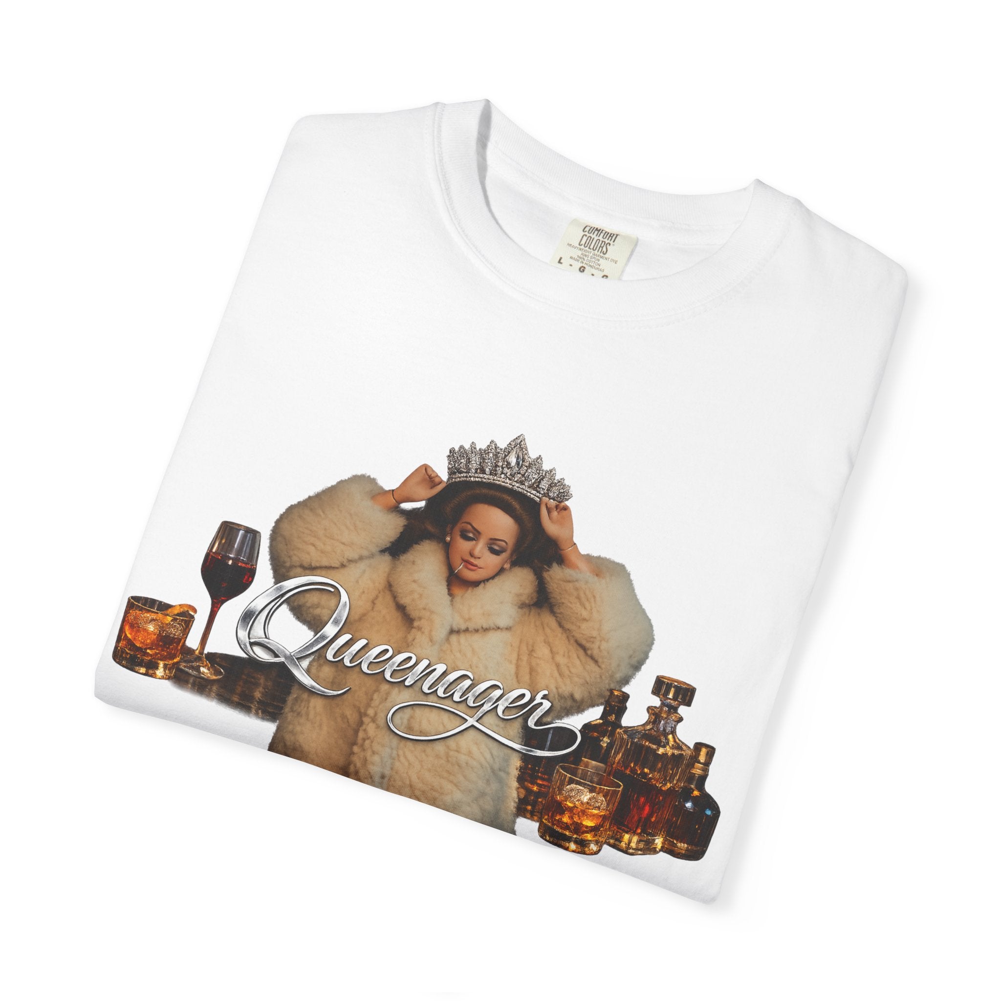 Queenmom Graphic T-Shirt — "Queenie" Crowned Fur Design